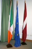 EK izvērtē arī Latvijas un Īrijas pārmērīgo budžeta deficītu