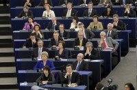 Eiroparlaments apstiprina jauno EK sastāvu