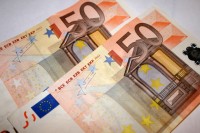 Ministri domā, kā ietaupīt 3000000000 €