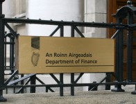 Īrija varētu pieņemt atbalsta paketi banku sistēmas stabilizēšanai