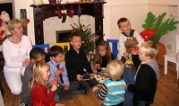 Ziemassvētku ballīte Korkas latviešu skoliņā