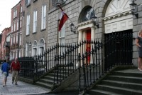 Latvijas vēstniecība Īrijā aicina tautiešus iepazīties ar aktuālo informāciju vēstniecības interneta mājas lapā