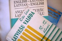 ELA rosina Īrijas un Anglijas skolās kā izvēles priekšmetu iekļaut latviešu valodu