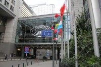 Briselē iesniegts priekšlikums par bērnu pabalstu maksājumu ierobežošanu iebraucējiem