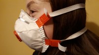 NPHET iesaka Covid-19 slimniekiem un viņu kontaktpersonām lietot medicīniskās sejas maskas