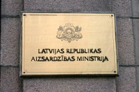 AM rosinās Latvijā ieviest vispārējo valsts aizsardzības dienestu