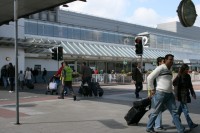 Dublinas lidosta atsāk darbu
