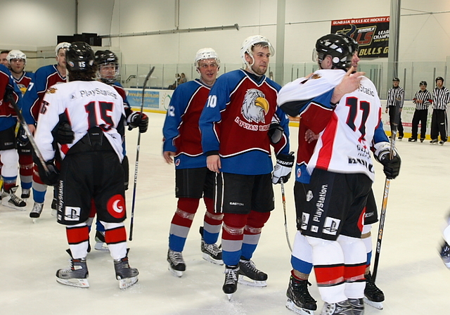 “Latvian Hawks” meklē sponsorus.