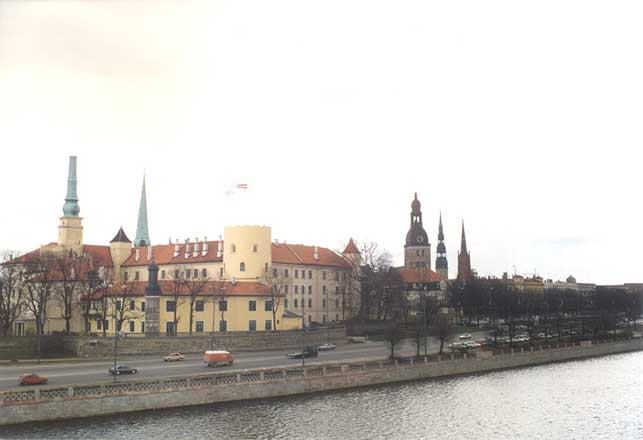 Arodbiedrības tiksies ar Zatleru.