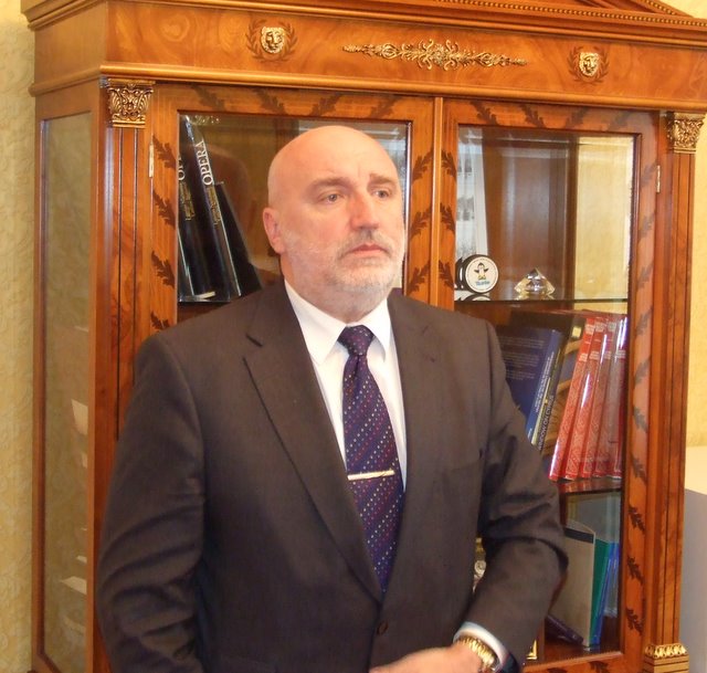 Mīl, nemīl… likvidēt, nelikvidēt…