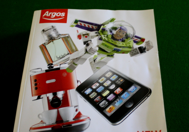 “Argos” sāk pieņemt pagaidu darbiniekus Ziemassvētku periodam