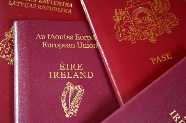 Rinkēvičs: līdz ar Pilsonības likuma grozījumiem vēstniecībām pieaugs slodze 2013.gadā