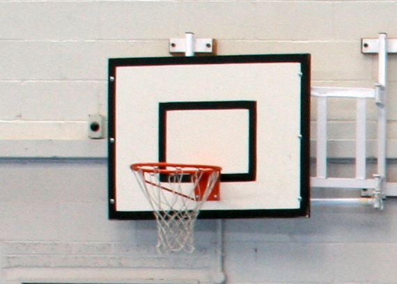 Basketbolistiem neveiksmīga nedēļas nogale