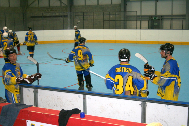 Longford Hawks B turpina uzvaru sēriju