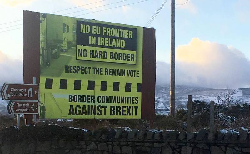 Brexit bez vienošanās var izraisīt Īrijas ekonomikas recesiju