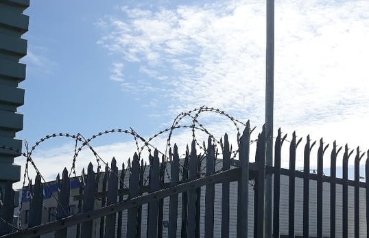 Par vīrieša slepkavību Viklovā apsūdzēta Nicola Brennan
