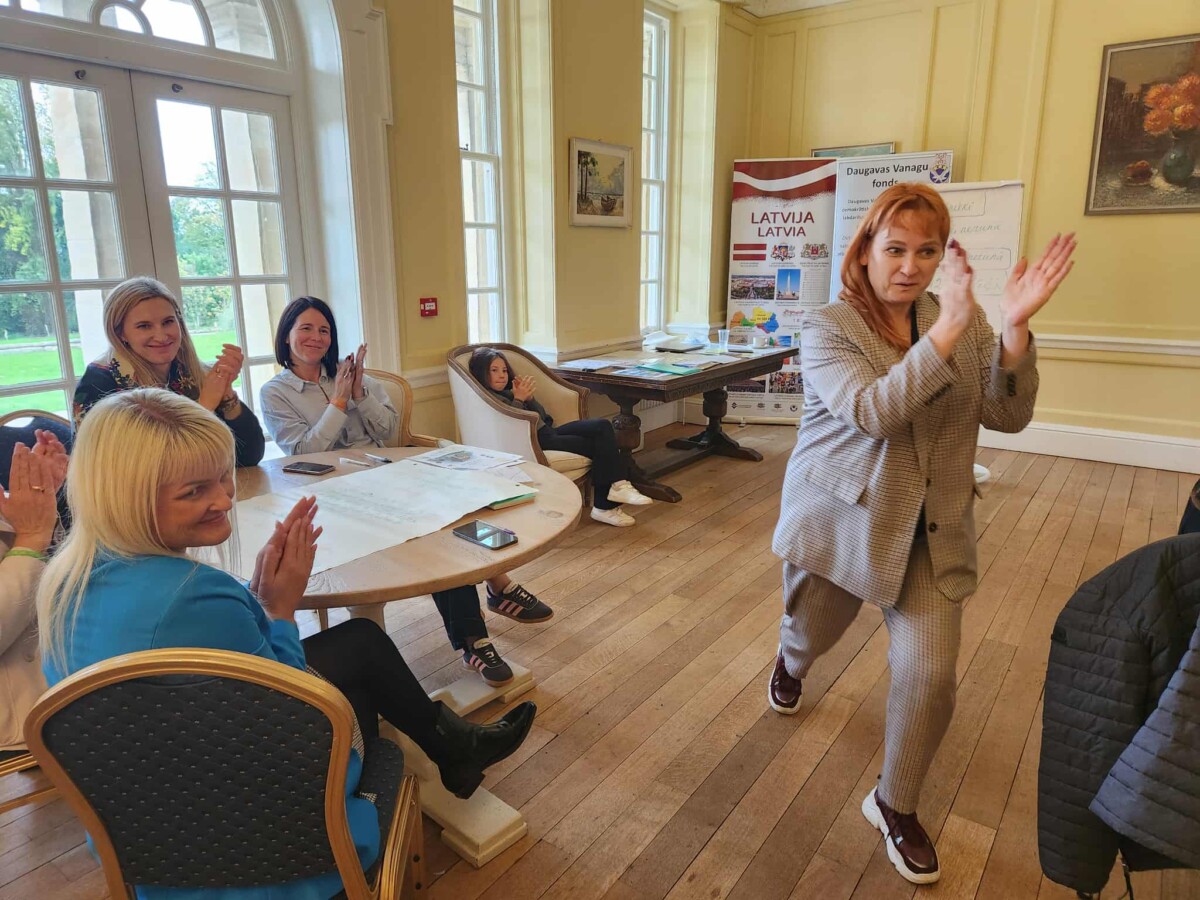 Diasporas skolotāji Skolotāju dienā mācās