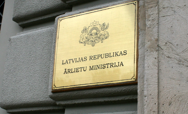 Pērn Latvijas vēstniecībās par konsulārajiem pakalpojumiem iekasēti ap 7,3 milj. €