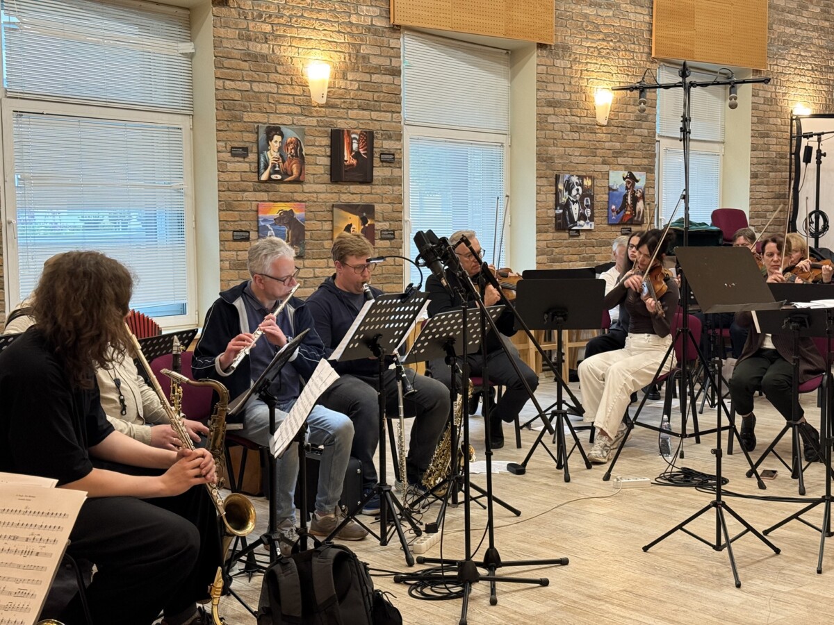“Mirage Jazz Orchestra” un stīgu grupa vijolnieka Raimonda Ozola vadībā pievienojas koncertam “Manai dzimtenei”